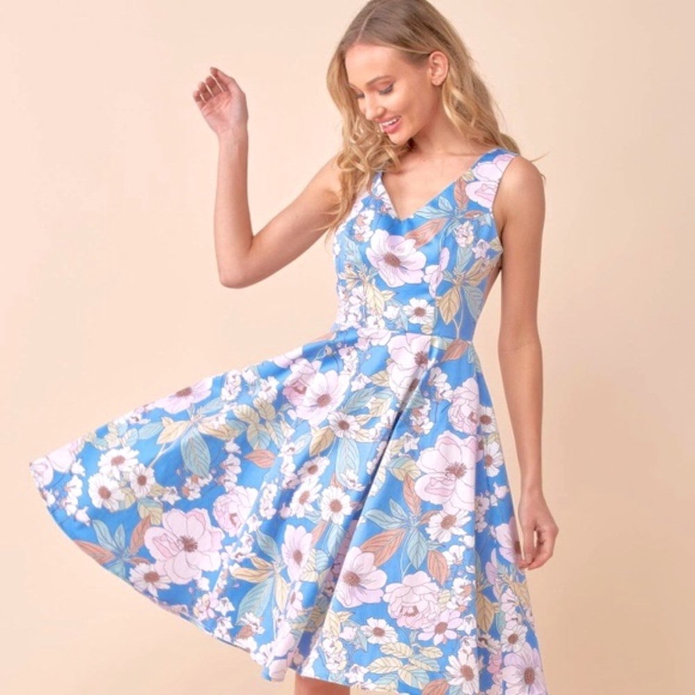 NWT Eva Rose Floral Dress